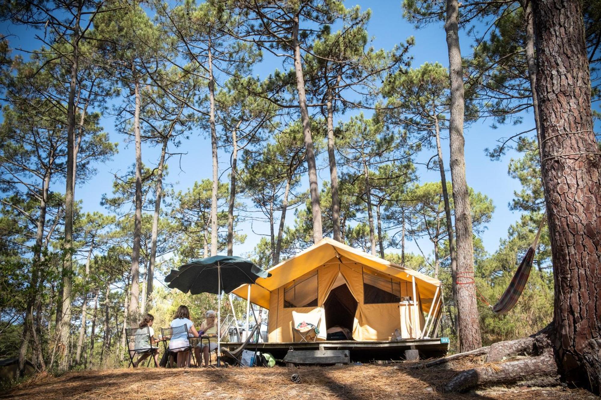 Huttopia De Campsite 3*